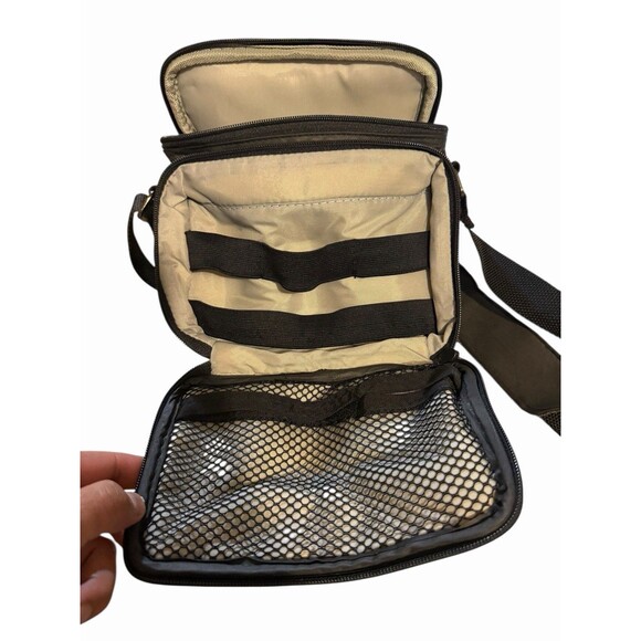 Pentax P30t 35mm Camera With a 1.2 50mm Lens - Picture 15 of 15